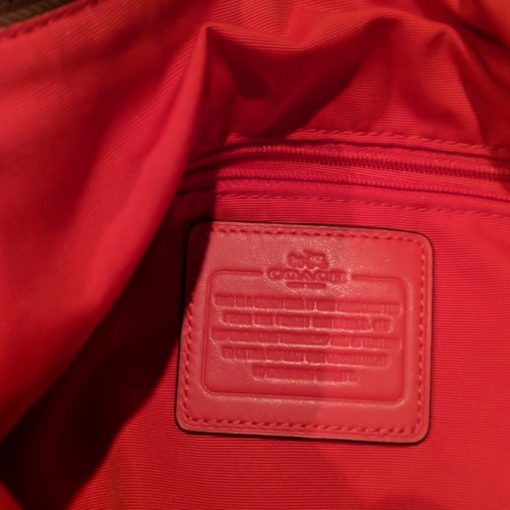 Purse - Picture 2 of 3